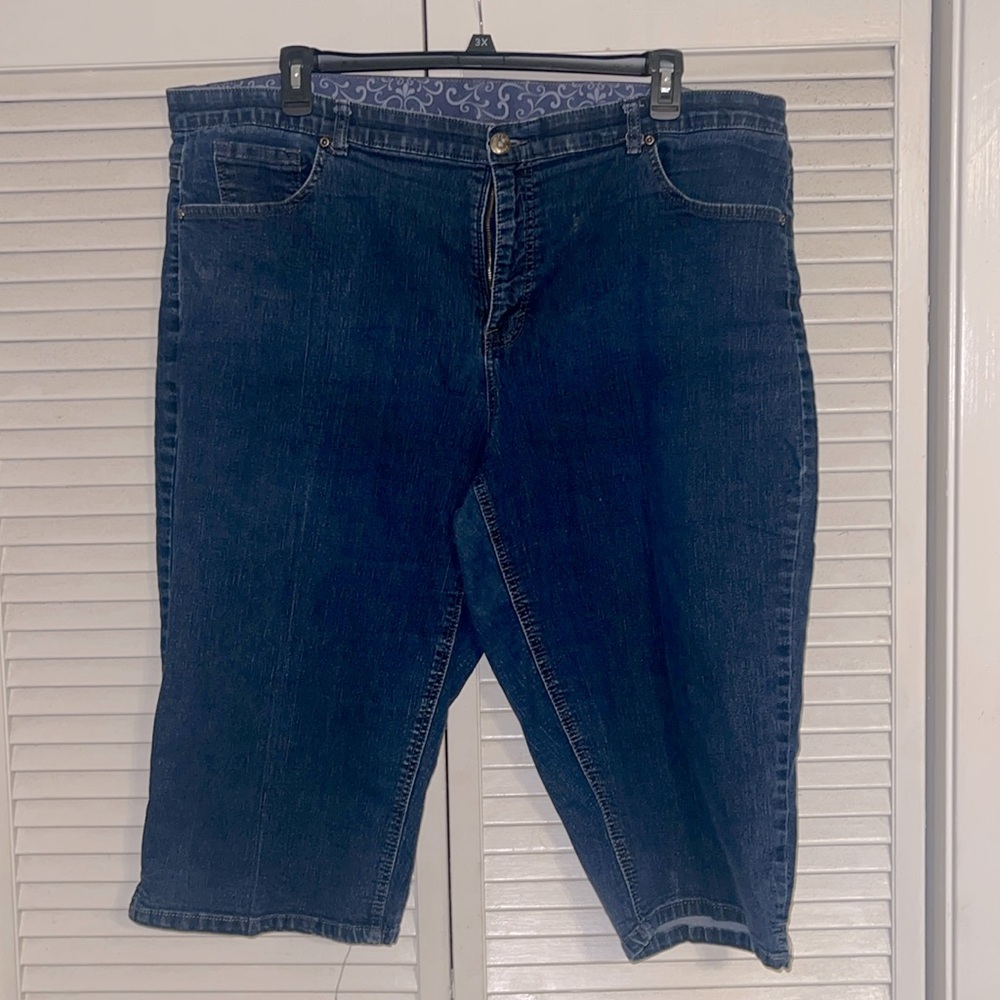 Faded Glory Capri Jeans